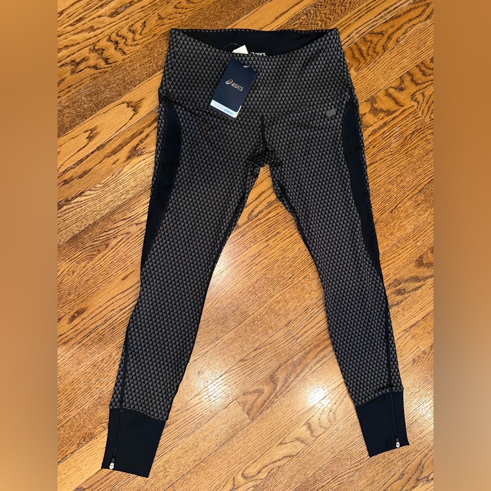 Asics Black and Gray Patterned Leggings - Picture 2 of 10